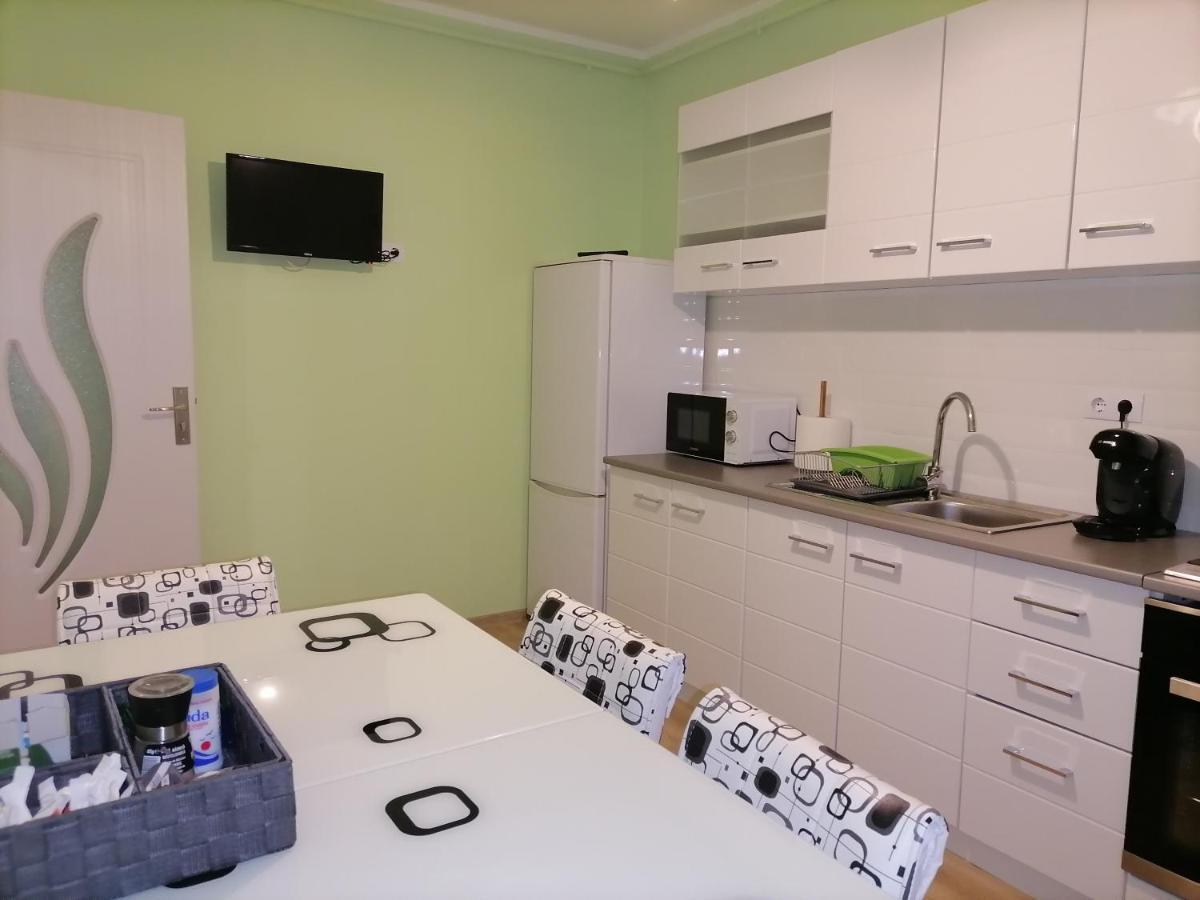 Apartament Nyx Floreşti Kültér fotó