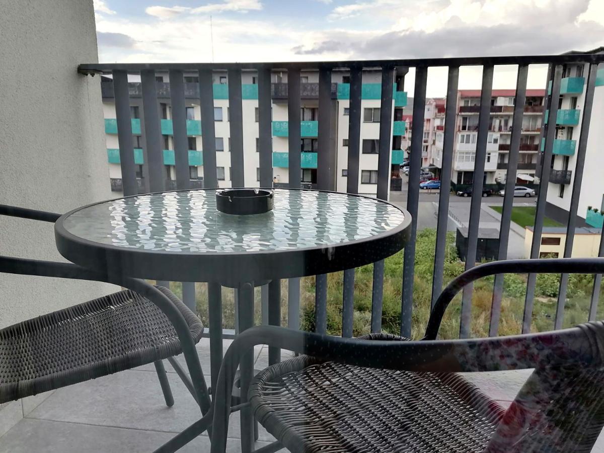 Apartament Nyx Floreşti Kültér fotó