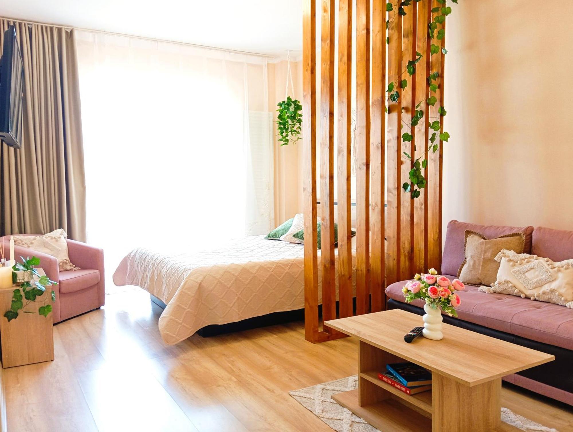 Apartament Nyx Floreşti Kültér fotó